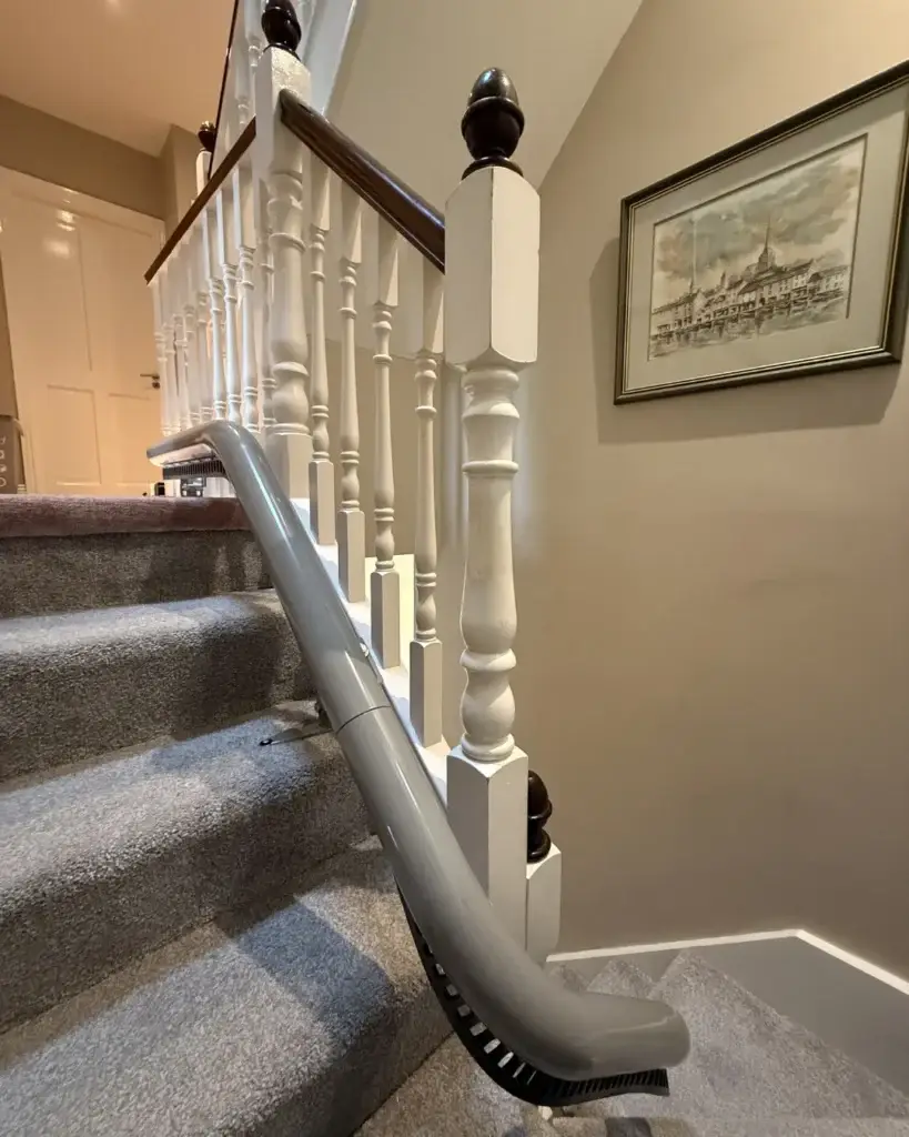 Flow X rail following the bend in Mary’s stairs